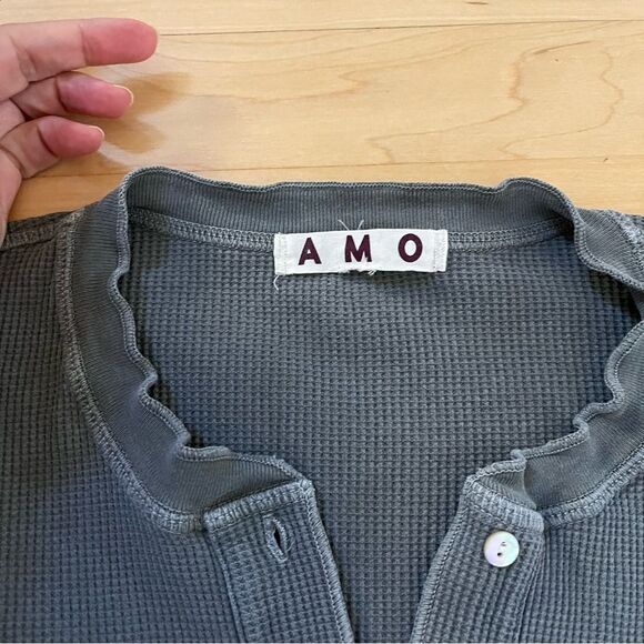 AMO Thermal Henley Tee in Tea Leaf XS - Picture 10 of 11